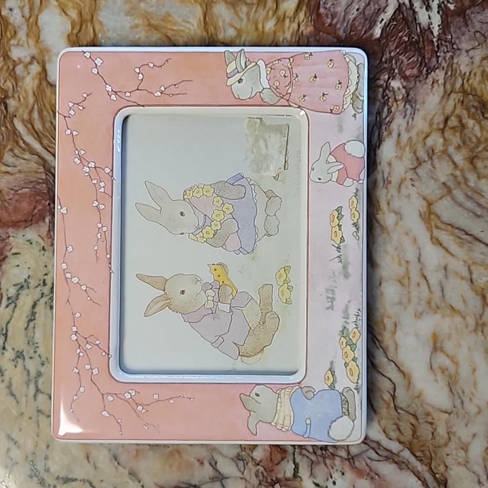 TERRAGRAPHICS Liz Shepherd Rabbit Picture Frame